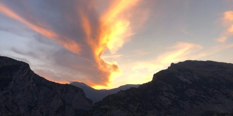 Tramonto sul monte - Storia e leggenda